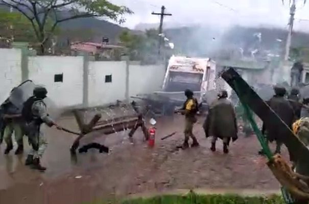 Autoridades inician operativo contra crimen organizado en Aguililla, Michoacán