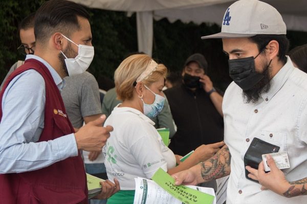 Inicia vacunación para adultos de 30 a 39 años en cuatro municipios de Edomex