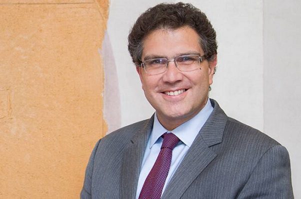 Armando Ríos Piter es designado rector de la Universidad de las Américas de Puebla