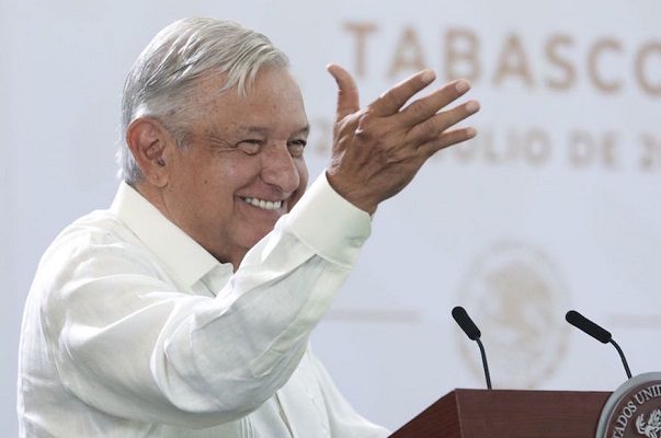 AMLO anuncia que promoverá reforma constitucional eléctrica