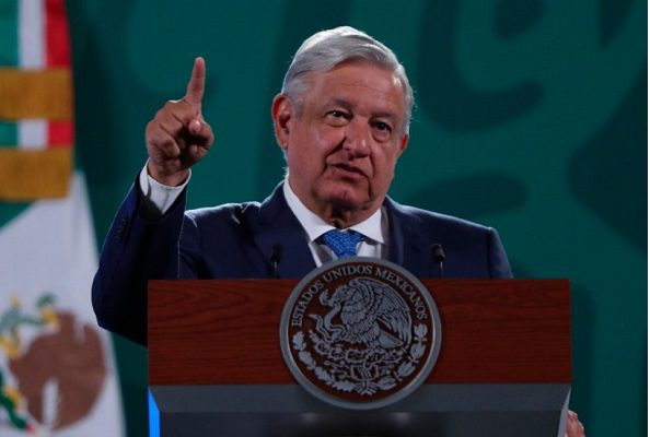 AMLO acusa diferencias con Gobierno y empresas de España