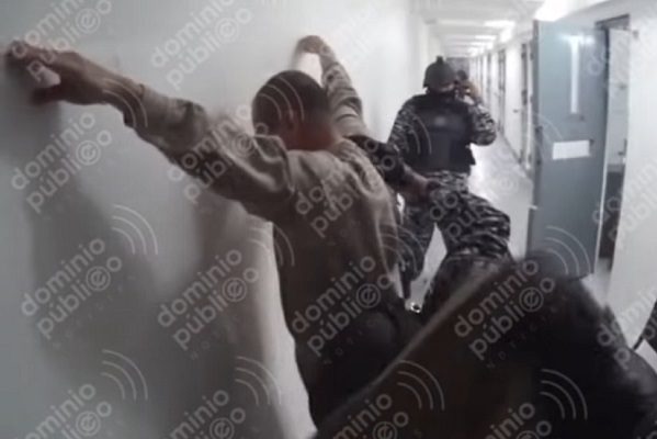 Revela #VIDEO de revisión a "El Chapo" en El Altiplano