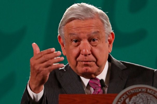 AMLO asegura que jóvenes estuvieron expuestos a contenidos tóxicos durante pandemia