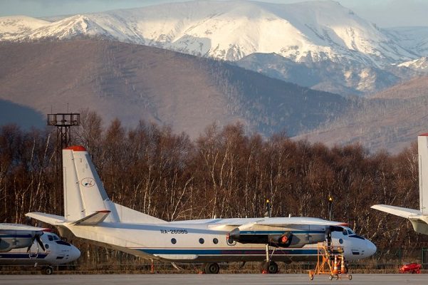 Reaparece con pasajeros vivos avión ruso que había desaparecido sobre Siberia