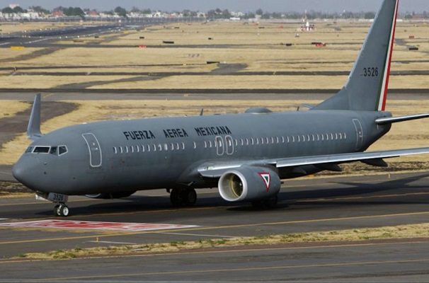 Retornan a Cuba médicos que ayudaron a atender COVID-19 en México