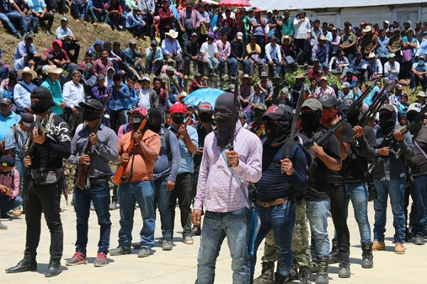 Miles de indígenas muestran su respaldo a nuevas autodefensas de Pantelhó, Chiapas