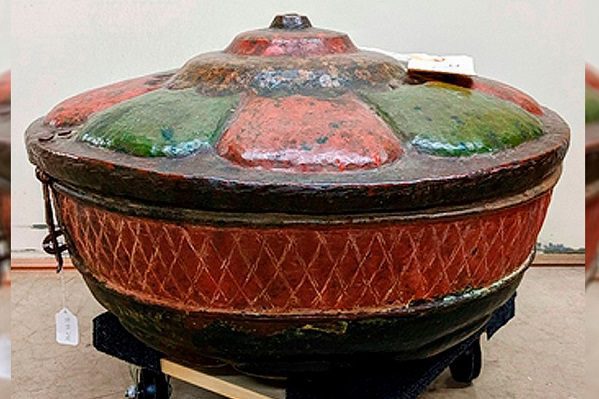 EE.UU. devolverá a México aspersor de agua bendita y pila bautismal del siglo XVIII