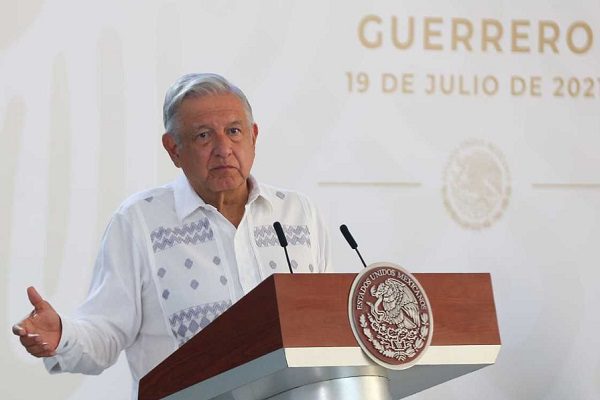 AMLO no realizará “giras abiertas” hasta que se realice la consulta popular