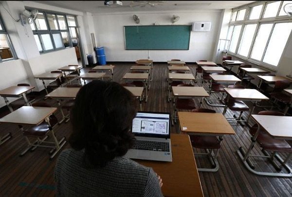 AMLO reitera estar favor del regreso a clases, a pesar de tercera ola