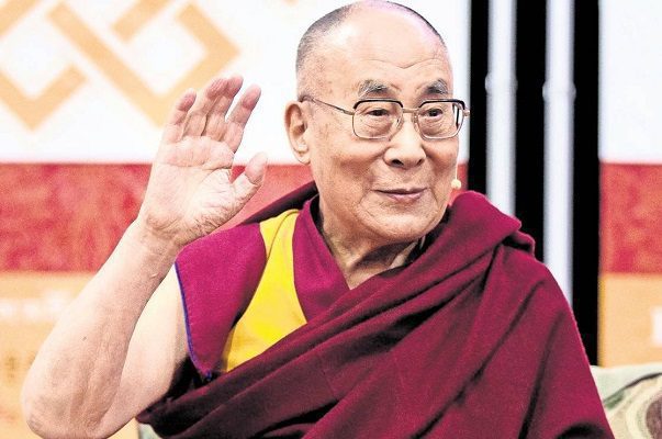 Revelan que India intentó espiar al entorno de Dalai Lama, quien no tiene celular