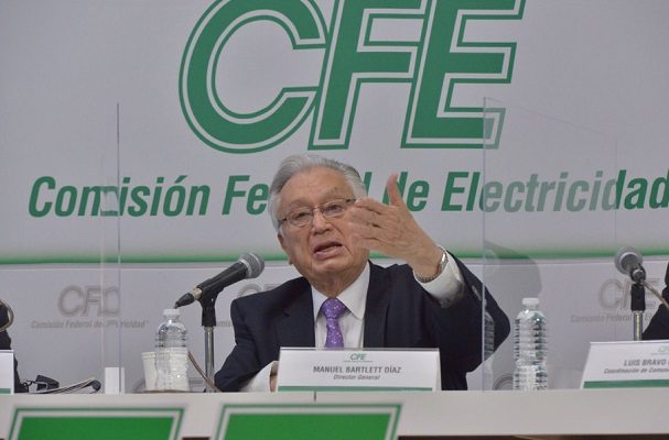 Critican a Manuel Bartlett tras decir a reportero “Con el bozal no se oye"