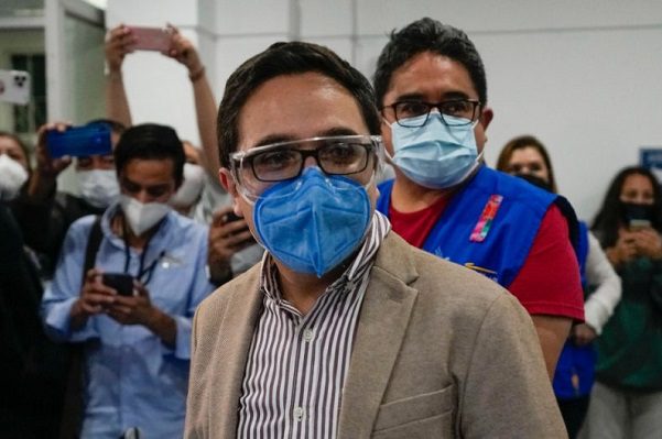 Fiscal anticorrupción de Guatemala es despedido y huye del país