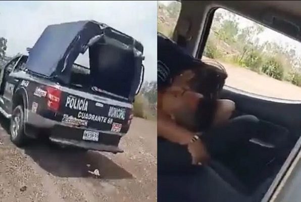 Captan a policías de Ecatepec teniendo relaciones sexuales en patrulla
