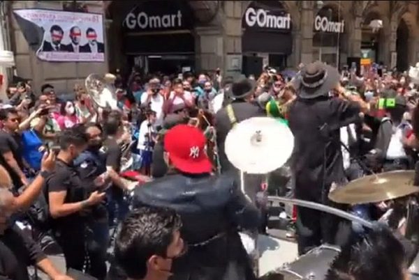 Critican a La Maldita Vecindad por dar concierto en plena pandemia #VIDEO