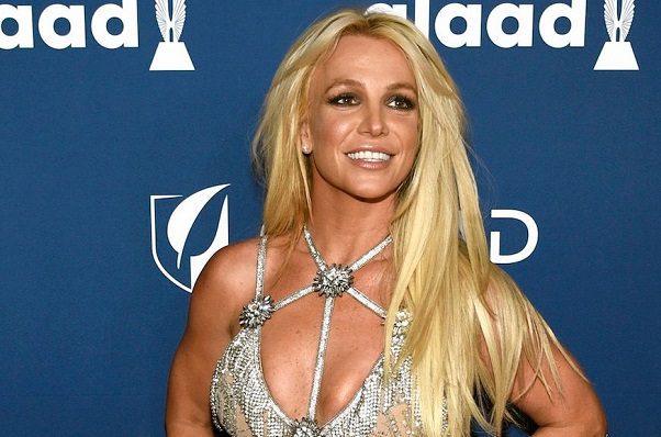 Britney Spears pide destitución de su padre como administrador de sus finanzas