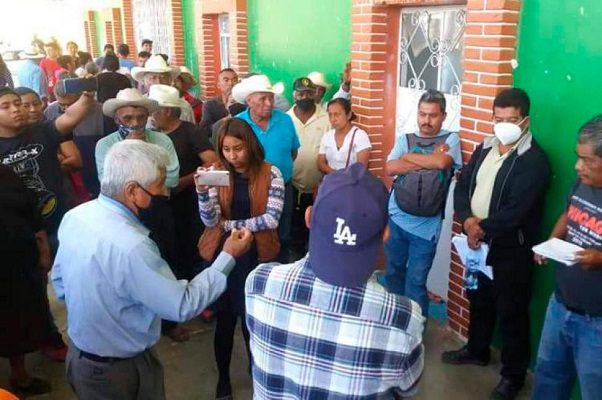 Pobladores encarcelan a presidente municipal de San José Ayuquila, Oaxaca