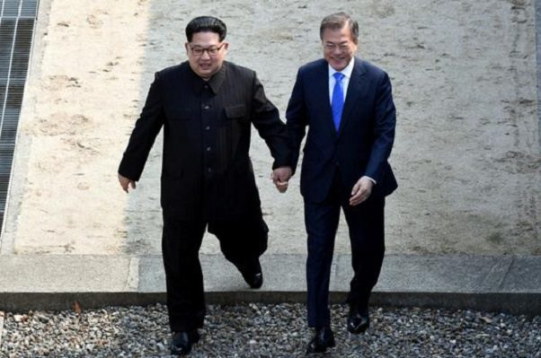 Las Coreas reabren canales comunicación tras más de un año inactivos