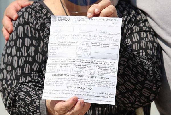 Mazatlán exigirá certificado de vacunación para estar en espacios públicos