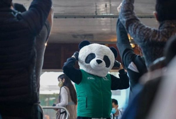 'Covidio' y 'Pandemio', las sensaciones en la vacunación a jóvenes en CDMX