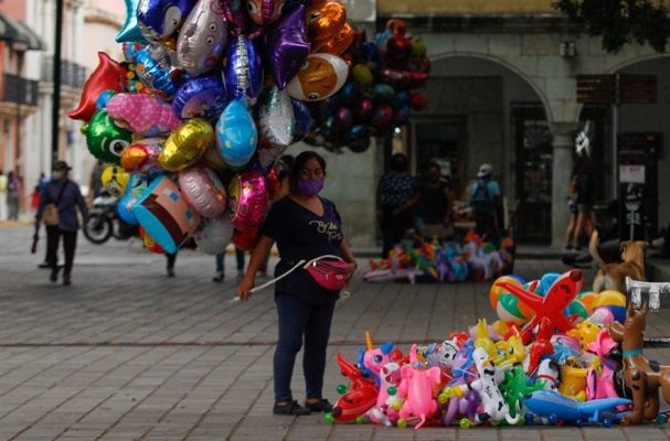 Crece PIB en segundo trimestre, tras ocho trimestres de caídas