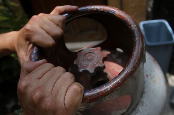 CRE publica y aprueba proyecto para fijar precios de gas LP