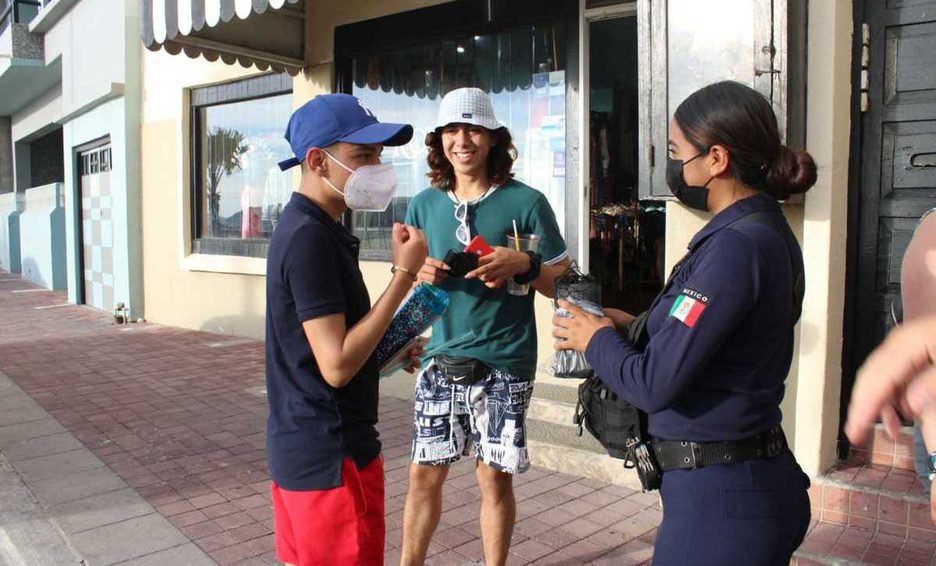 Sancionarán a conductores de transporte por no usar cubrebocas en Mazatlán