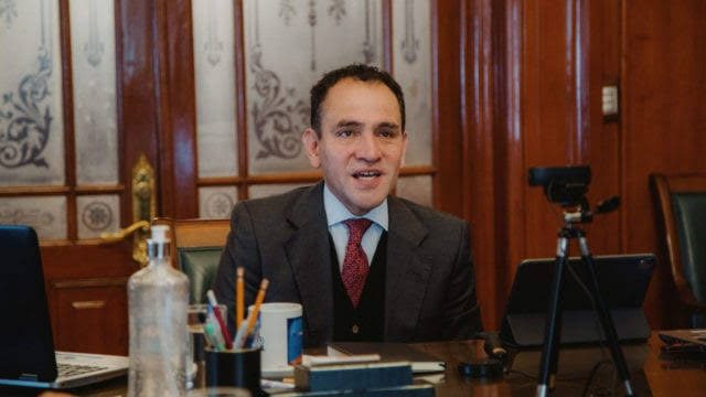 Arturo Herrera afirma que gobernará Banxico con independencia de AMLO