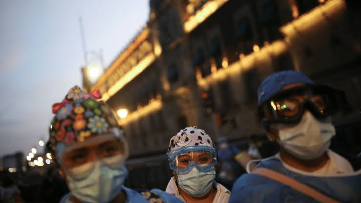 México registra más de 11 mil contagios en 24 horas