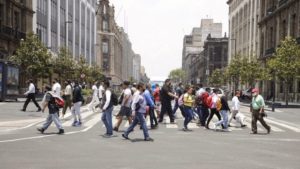 Ciudad de México descarta nuevas restricciones, pese a nueva ola de COVID-19