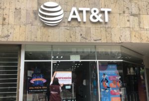 Suspende Profeco  a AT&T en venta de servicios de pospago