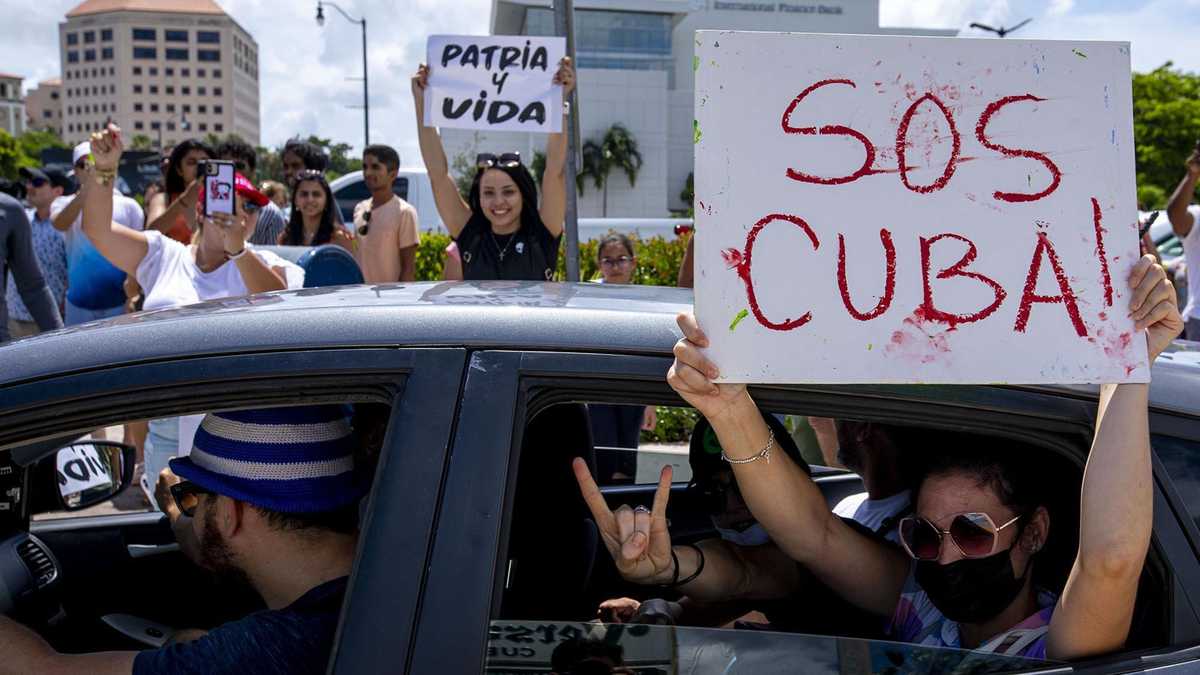 Cuba restringe internet en respuesta a protestas, aseguran especialistas de monitoreo ingleses