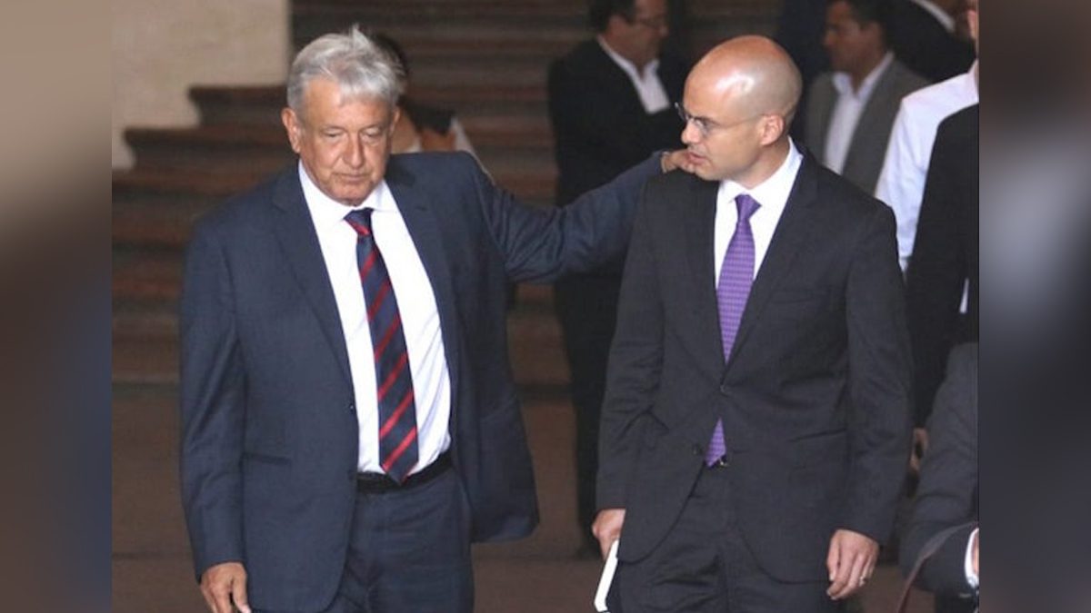 “Son mis ahorros y fue un préstamo”,  David León sobre entrega de dinero a hermano de AMLO