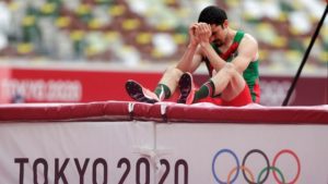 Edgar Rivera supera marca olímpica de atletismo y se va de Tokio 2020