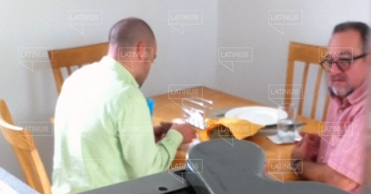 Graban a hermano menor de AMLO recibiendo dinero #VIDEO