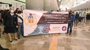 Celebran centenario de Mexicana de Aviación en el AICM