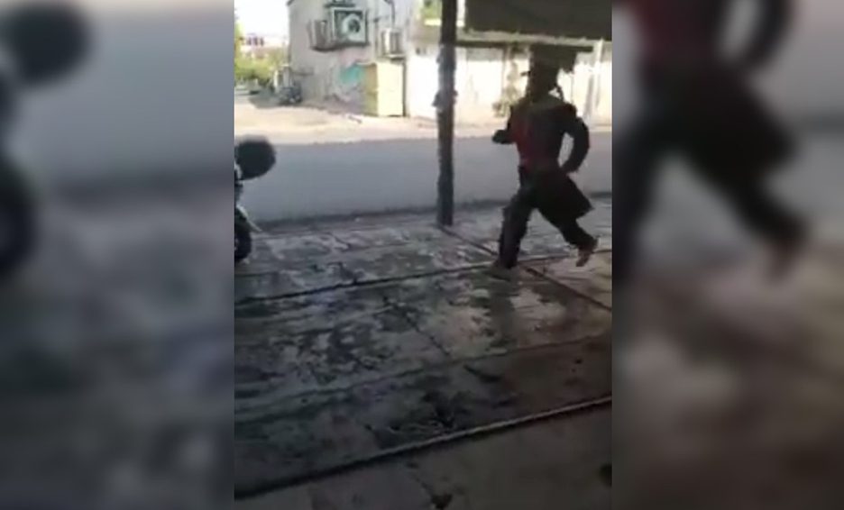 Hombre roba traje de  José María Morelos, y sale corriendo con él puesto