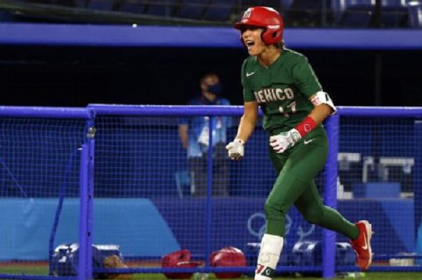 Jugadora confiesa haber tirado uniforme y renuncia a la Selección Mexicana de Softbol