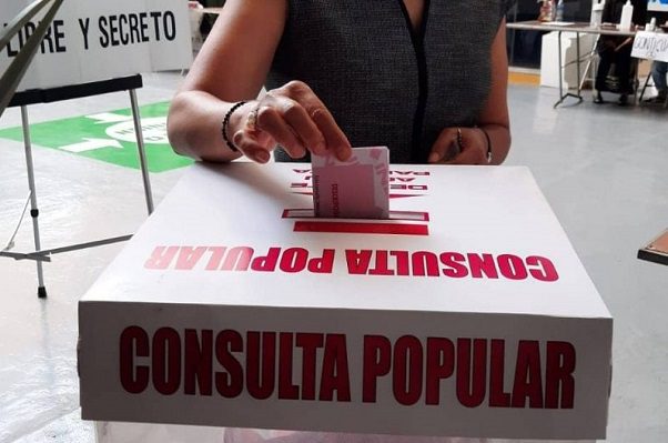 Cierran mesas receptoras de consulta popular y se alista conteo rápido