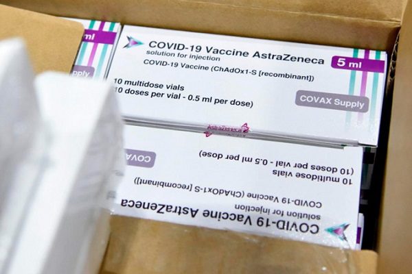 Mezclar vacuna de AstraZeneca con Pfizer o Moderna da "buena protección", apunta estudio