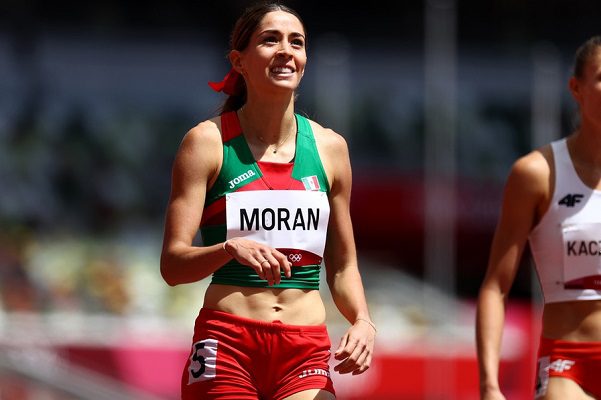 La mexicana Paola Morán se clasifica a la semifinal de los 400 m planos