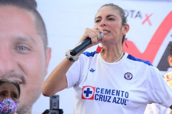 Pobladores liberan a diputada oaxaqueña después de cuatro días retenida