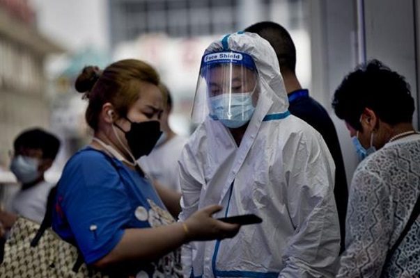 El Covid-19 vuelve a Wuhan; ordenan pruebas masivas