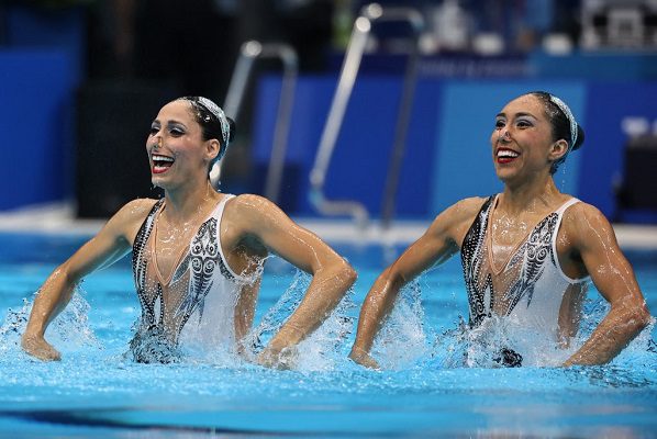 Nuria Diosdado y Joana Jiménez finalizan su participación en natación artística