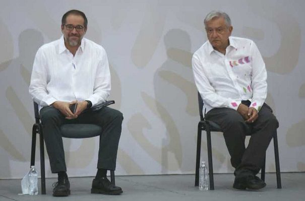 AMLO asegura que muertes por Covid-19 bajaron 80% en el país
