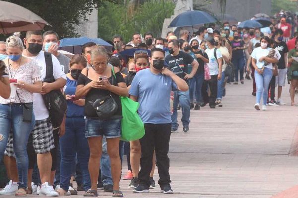 Ante semáforo rojo, Guerrero cierras bares bares y antros y reduce aforos