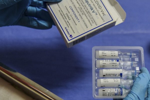 Rusia revela que la eficacia de la Sputnik V contra la variante Delta es del 83%