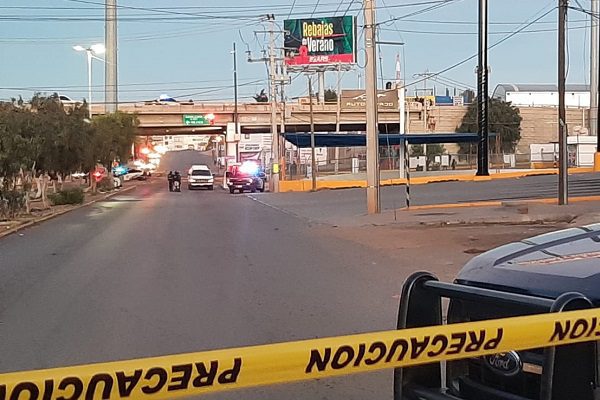 Cuelgan seis cuerpos sobre puente vehicular, en Zacatecas