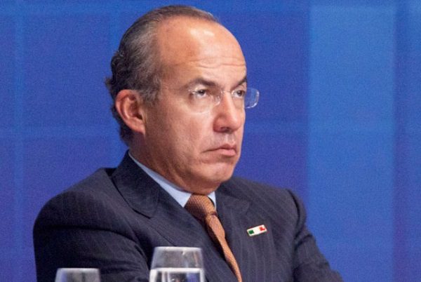 Calderón lamenta muerte de su sobrino por Covid-19, aunque digan que "no les da tan fuerte"