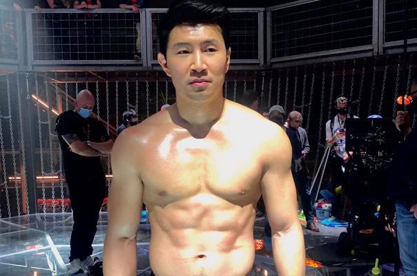 Simu Liu, actor de ‘Shang-Chi’, arremete contra CEO de Disney