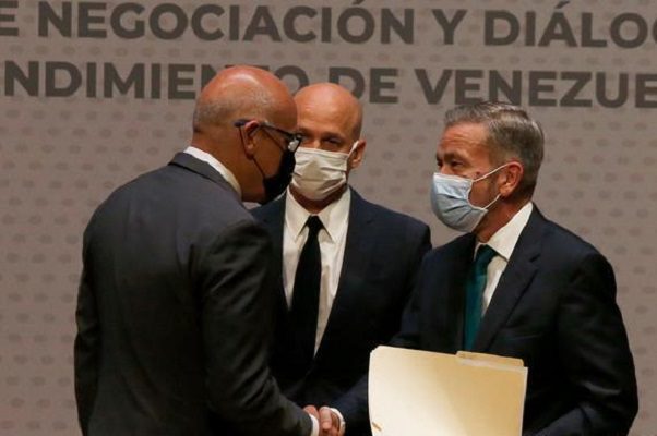 México espera que diálogo de Venezuela resulte en acuerdos